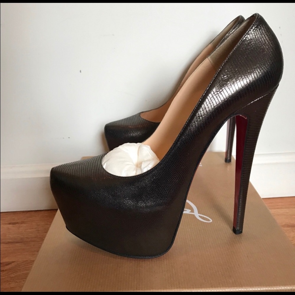 AUTHENTIC Christian Louboutin Daffodiles